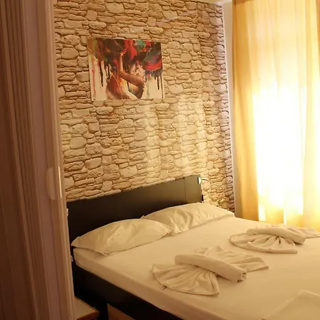 In Rainbow2 Hotel Slantschew brjag